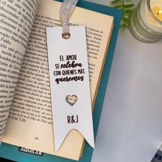 Marcapáginas madera